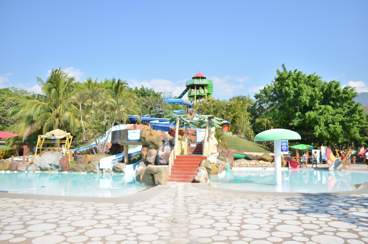 Resort Y Parque Acuatico Valle Dorado El Rosario Екстериор снимка