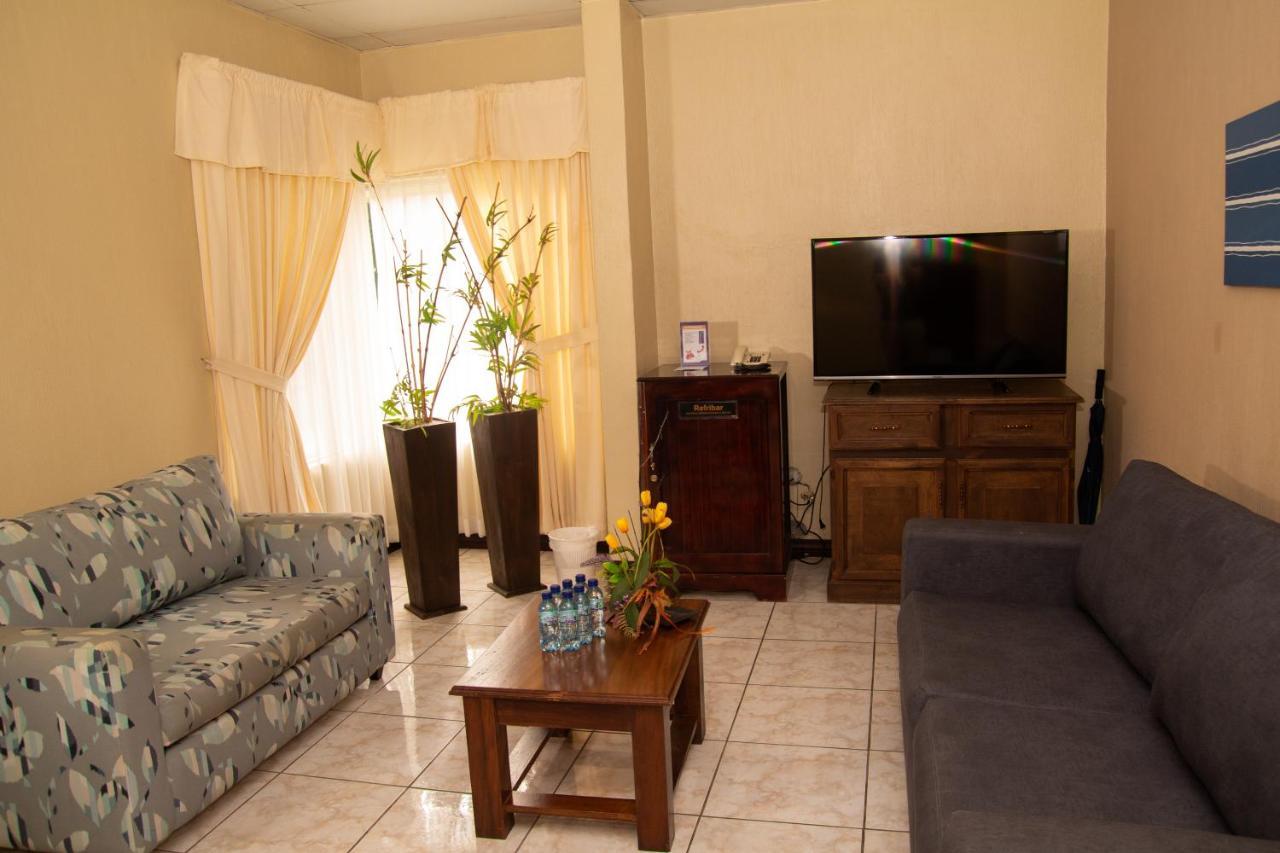 Resort Y Parque Acuatico Valle Dorado El Rosario Екстериор снимка