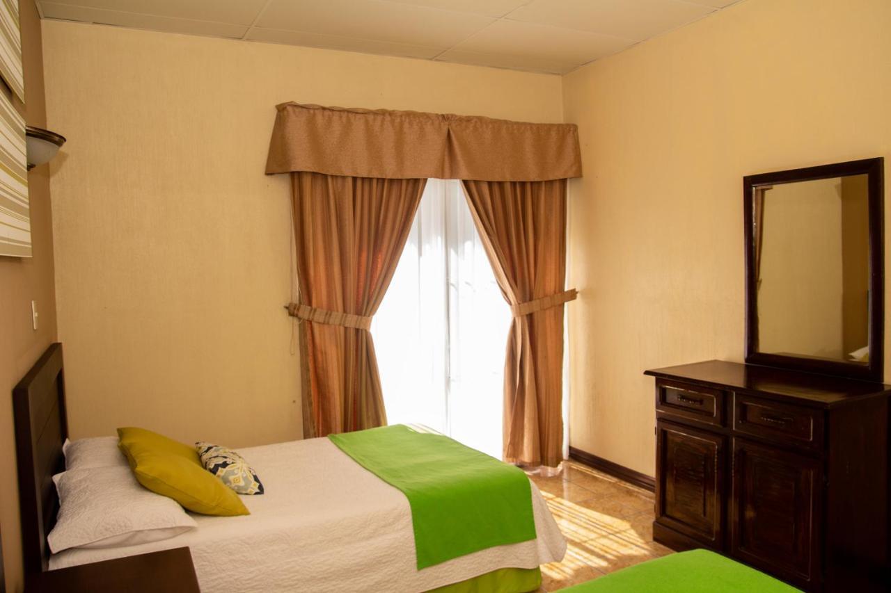 Resort Y Parque Acuatico Valle Dorado El Rosario Екстериор снимка