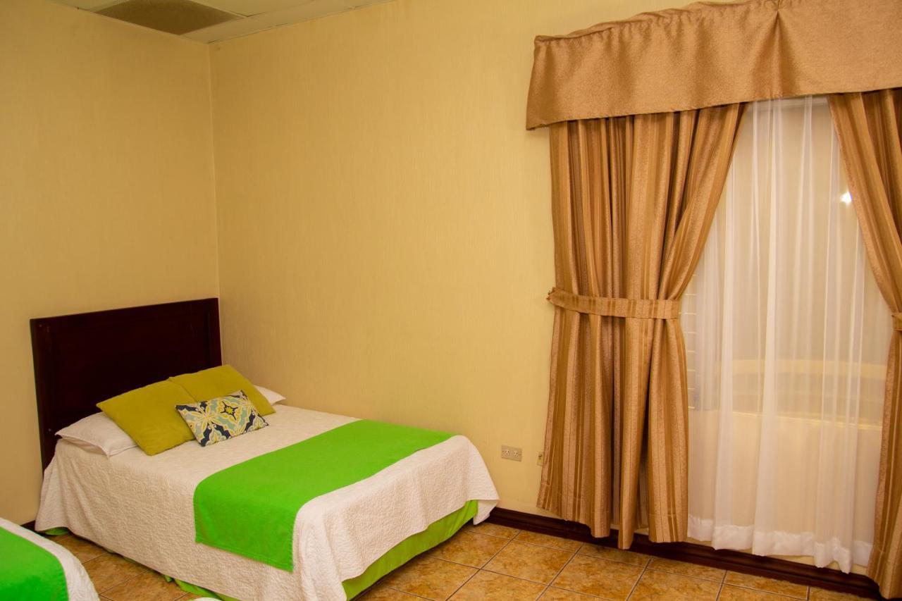 Resort Y Parque Acuatico Valle Dorado El Rosario Екстериор снимка