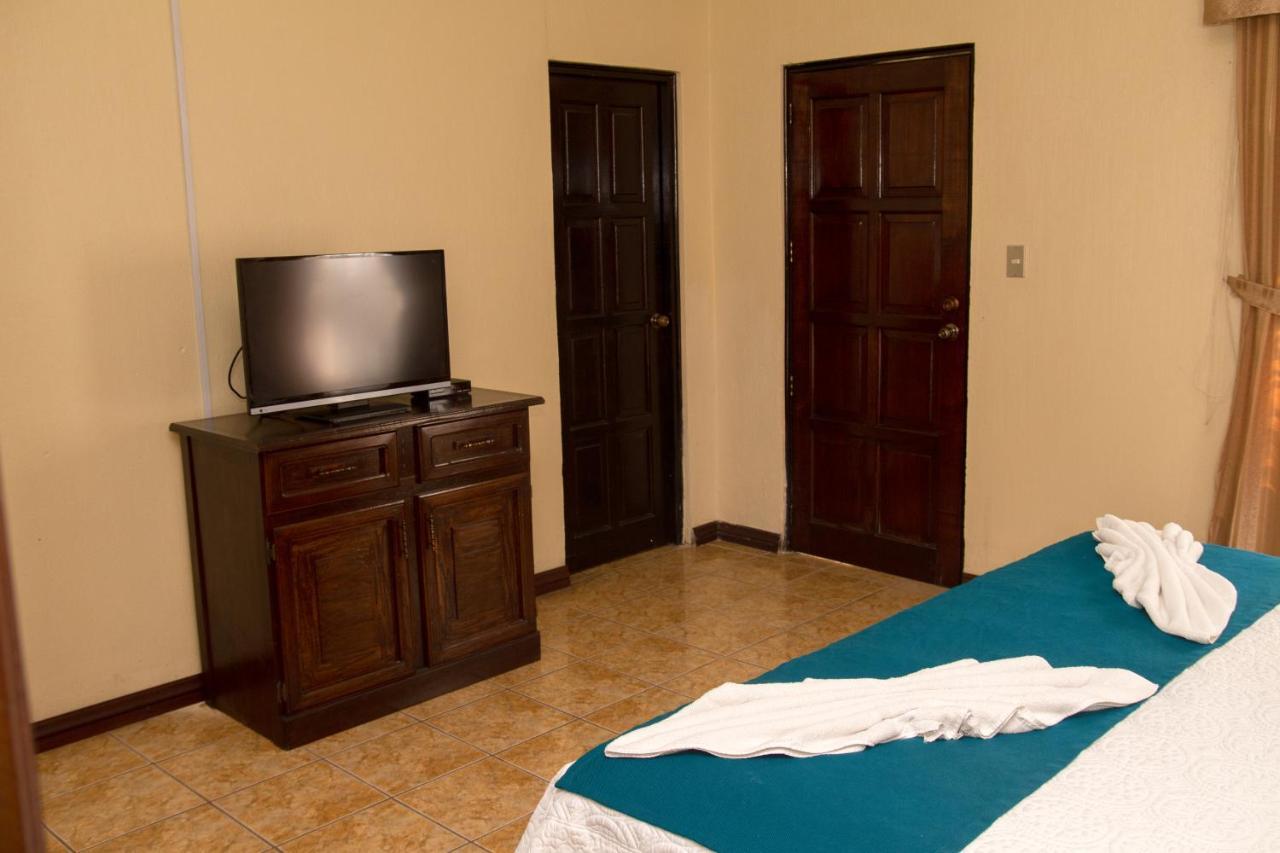 Resort Y Parque Acuatico Valle Dorado El Rosario Екстериор снимка